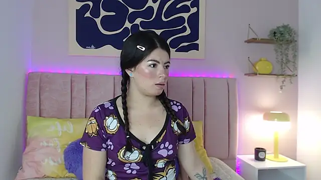 Zafiro Brm online show from April 23, 3:41 am