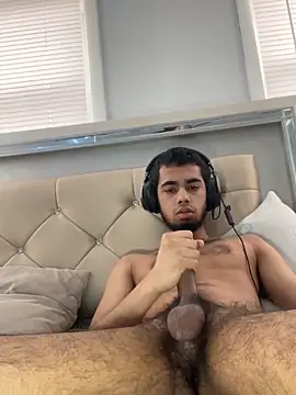Snapshot of iLoveGirlsOnlyStr8Asf chatting on April 27, 10:52 pm iLoveGirlsOnlyStr8Asf online show from April 27, 10:52 pm