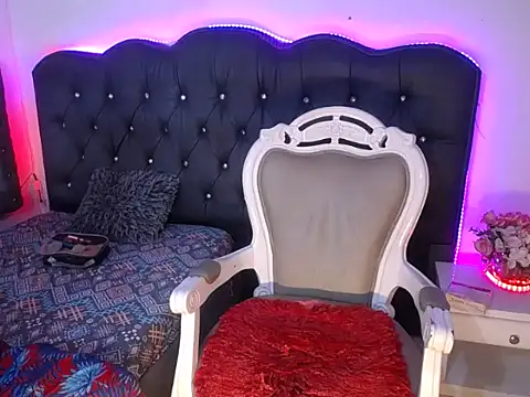 MariaBrownn  online show from March 23, 11:47 am