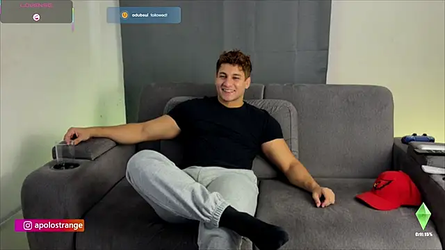 Snapshot of apolo_strange chatting on April 19, 6:54 pm apolo strange online show from April 19, 6:54 pm