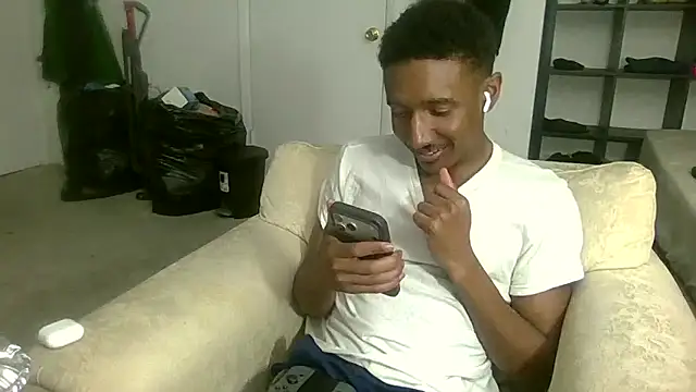 Iblackoracle online show from April 28, 3:22 am