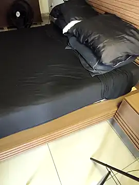 Snapshot of Ottolehmann chatting on March 13, 5:52 pm Ottolehmann online show from March 13, 5:52 pm