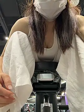 zhizhibaobei online show from June 3, 11:32 pm