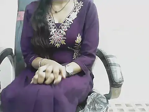 Snapshot of ragini_bby chatting on March 26, 5:57 am ragini bby online show from March 26, 5:57 am