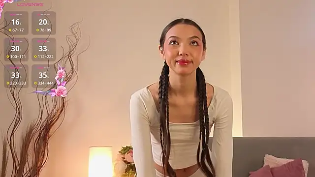 Milisaaaaa online show from April 12, 11:04 am