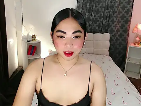 xLinda Walkerx online show from April 7, 4:51 pm