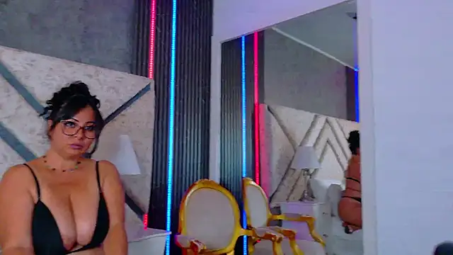 Snapshot of GalileaMoure chatting on March 15, 2:56 pm GalileaMoure online show from March 15, 2:56 pm