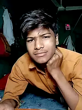 Snapshot of pandey_ji_ka_beta_hu chatting on April 5, 5:32 pm pandey ji ka beta hu online show from April 5, 5:32 pm