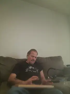 yourMasterisBored online show from April 2, 2:04 pm