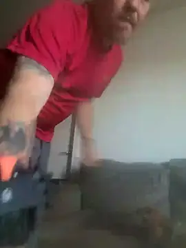 yourMasterisBored online show from April 15, 8:09 pm