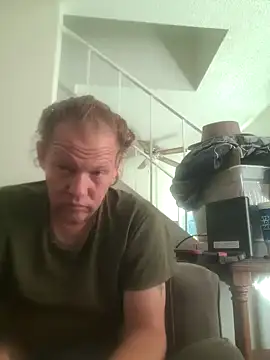 Snapshot of yourMasterisBored chatting on June 3, 2:55 pm yourMasterisBored online show from June 3, 2:55 pm