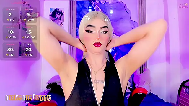 Snapshot of blonde_queen- chatting on June 5, 10:37 pm blonde queen- online show from June 5, 10:37 pm
