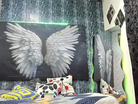 isa x18 online show from April 23, 8:13 am