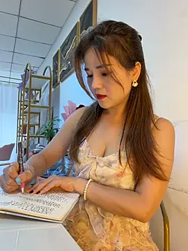 Snapshot of Xiaoxiao-y chatting on June 5, 5:36 am Xiaoxiao-y online show from June 5, 5:36 am