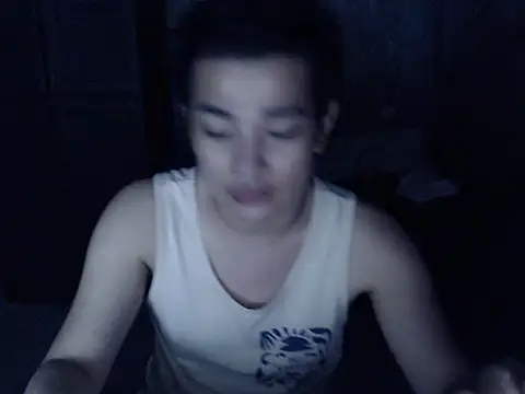 Snapshot of Treat2Heaven chatting on July 22, 2:42 pm Treat2Heaven online show from July 22, 2:42 pm