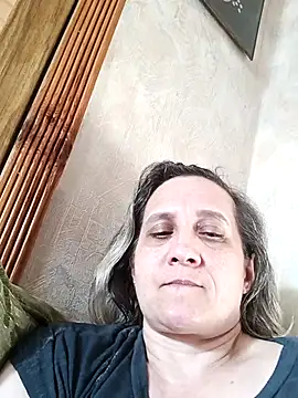 Snapshot of KatieLove133 chatting on May 25, 4:24 pm KatieLove133 online show from May 25, 4:24 pm