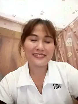 Snapshot of Lucxy-ki6 chatting on July 28, 11:17 am Lucxy-ki6 online show from July 28, 11:17 am