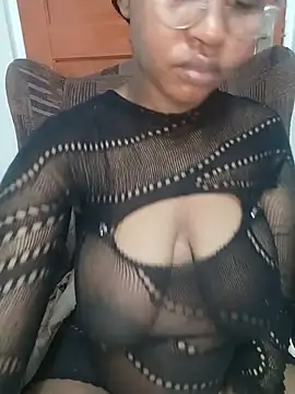 Snapshot of Hotsexyberry222 chatting on July 23, 7:01 pm Hotsexyberry222 online show from July 23, 7:01 pm