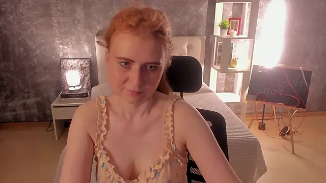 Snapshot of Shiny_Liss chatting on June 25, 1:49 am Shiny Liss online show from June 25, 1:49 am