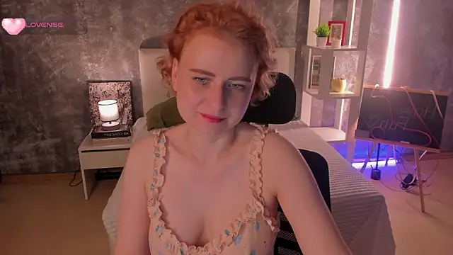 Snapshot of Shiny_Liss chatting on July 3, 1:34 am Shiny Liss online show from July 3, 1:34 am