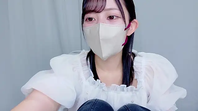 Snapshot of Sakura_sweety_ chatting on April 23, 1:40 am Sakura sweety online show from April 23, 1:40 am