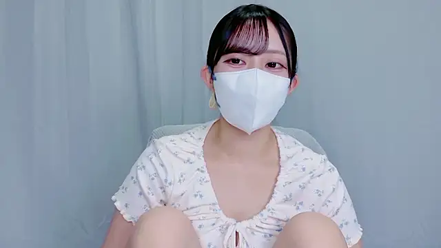 Snapshot of Sakura_sweety_ chatting on April 25, 6:05 am Sakura sweety online show from April 25, 6:05 am