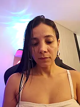 miaeyex online show from May 8, 12:10 pm