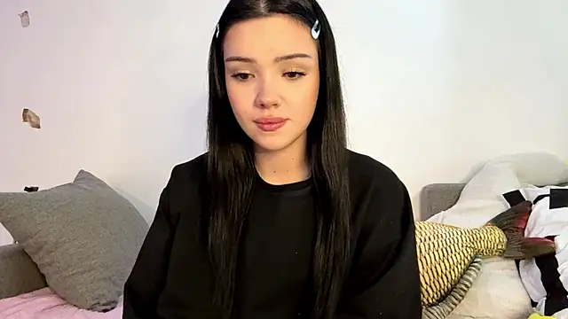 Snapshot of BeckyAurielle chatting on June 17, 2:07 pm BeckyAurielle online show from June 17, 2:07 pm