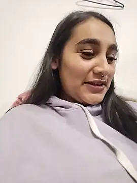 Snapshot of Mia_skyy18 chatting on May 15, 2:29 am Mia skyy18 online show from May 15, 2:29 am