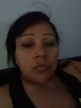 Snapshot of Naia_queen25 chatting on May 12, 7:16 am Naia queen25 online show from May 12, 7:16 am