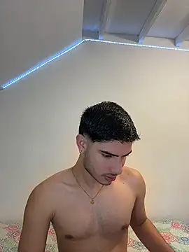 Snapshot of ApoloGray__ chatting on June 1, 8:43 pm ApoloGray online show from June 1, 8:43 pm