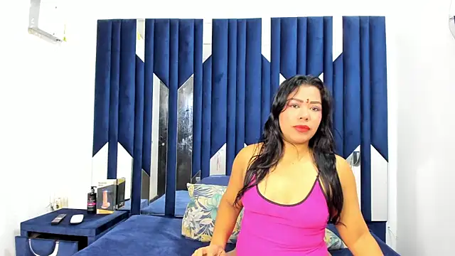 Snapshot of alannaht chatting on April 23, 1:13 pm alannaht online show from April 23, 1:13 pm