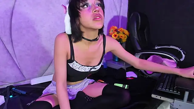 Lilit Starr online show from May 15, 4:52 am
