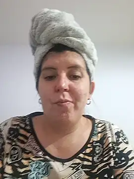 Snapshot of melucita chatting on April 16, 1:50 am melucita online show from April 16, 1:50 am