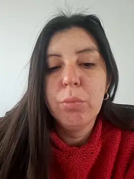 Snapshot of melucita chatting on May 9, 2:11 pm melucita online show from May 9, 2:11 pm