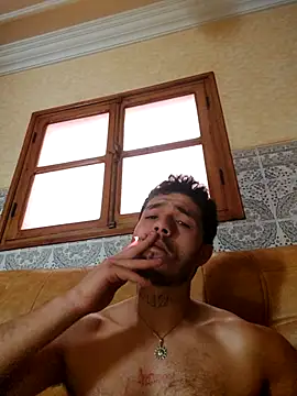 Snapshot of Thewildaliii0 chatting on March 22, 5:49 pm Thewildaliii0 online show from March 22, 5:49 pm