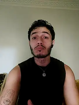 Snapshot of Thewildaliii0 chatting on April 28, 10:59 pm Thewildaliii0 online show from April 28, 10:59 pm