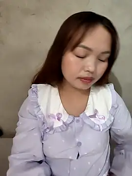 Mina xYx online show from April 19, 2:05 pm