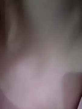 Snapshot of Mina_xYx chatting on May 18, 4:13 pm Mina xYx online show from May 18, 4:13 pm