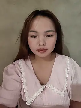 Snapshot of Mina_xYx chatting on May 22, 2:01 pm Mina xYx online show from May 22, 2:01 pm