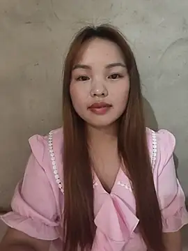 Snapshot of Mina_xYx chatting on May 25, 4:24 pm Mina xYx online show from May 25, 4:24 pm