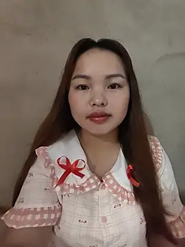 Snapshot of Mina_xYx chatting on May 29, 12:30 am Mina xYx online show from May 29, 12:30 am