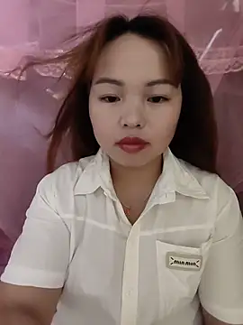 Snapshot of Mina_xYx chatting on June 14, 3:08 am Mina xYx online show from June 14, 3:08 am
