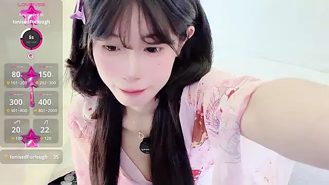 Snapshot of yunbaobei_6688 chatting on June 1, 9:33 am yunbaobei 6688 online show from June 1, 9:33 am