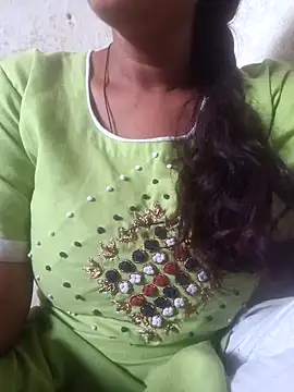 Mona ji32 online show from May 2, 9:25 am
