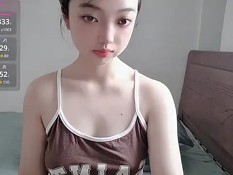 Snapshot of oblakitty_ chatting on July 10, 12:37 am oblakitty online show from July 10, 12:37 am