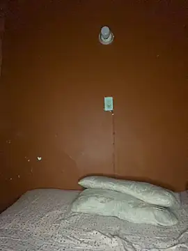 BlackApple   online show from March 25, 10:05 pm