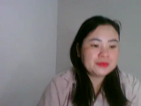 Snapshot of Tits28-2 chatting on April 29, 3:43 am Tits28-2 online show from April 29, 3:43 am