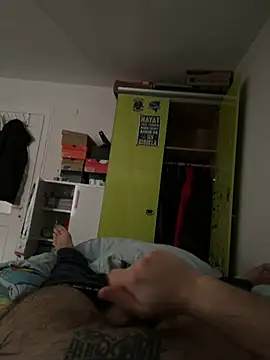 Snapshot of kickstar01 chatting on March 15, 12:44 pm kickstar01 online show from March 15, 12:44 pm