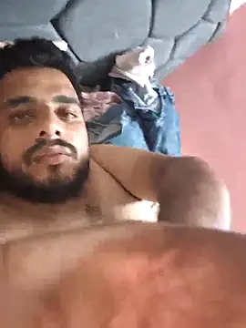 shubham19988 online show from May 12, 6:16 pm